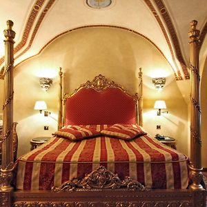 Gothic Deluxe Room